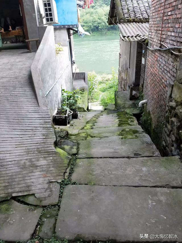 一键成诗生成器在线（自动生成诗在线）