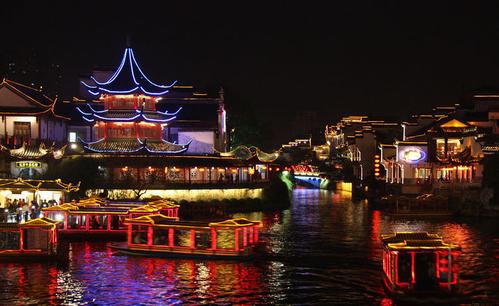 秋千院落夜沉沉全诗_秋千院落的意思